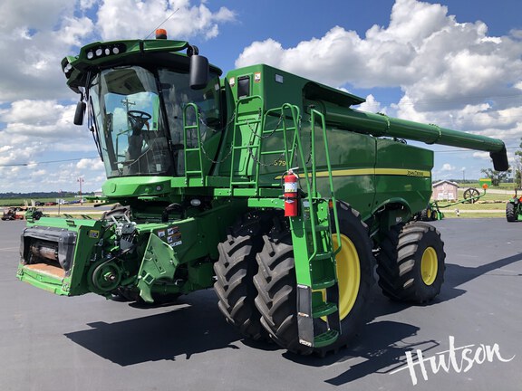 Photo of 2020 John Deere S790