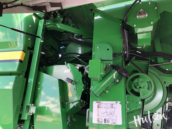 Photo of 2020 John Deere S790