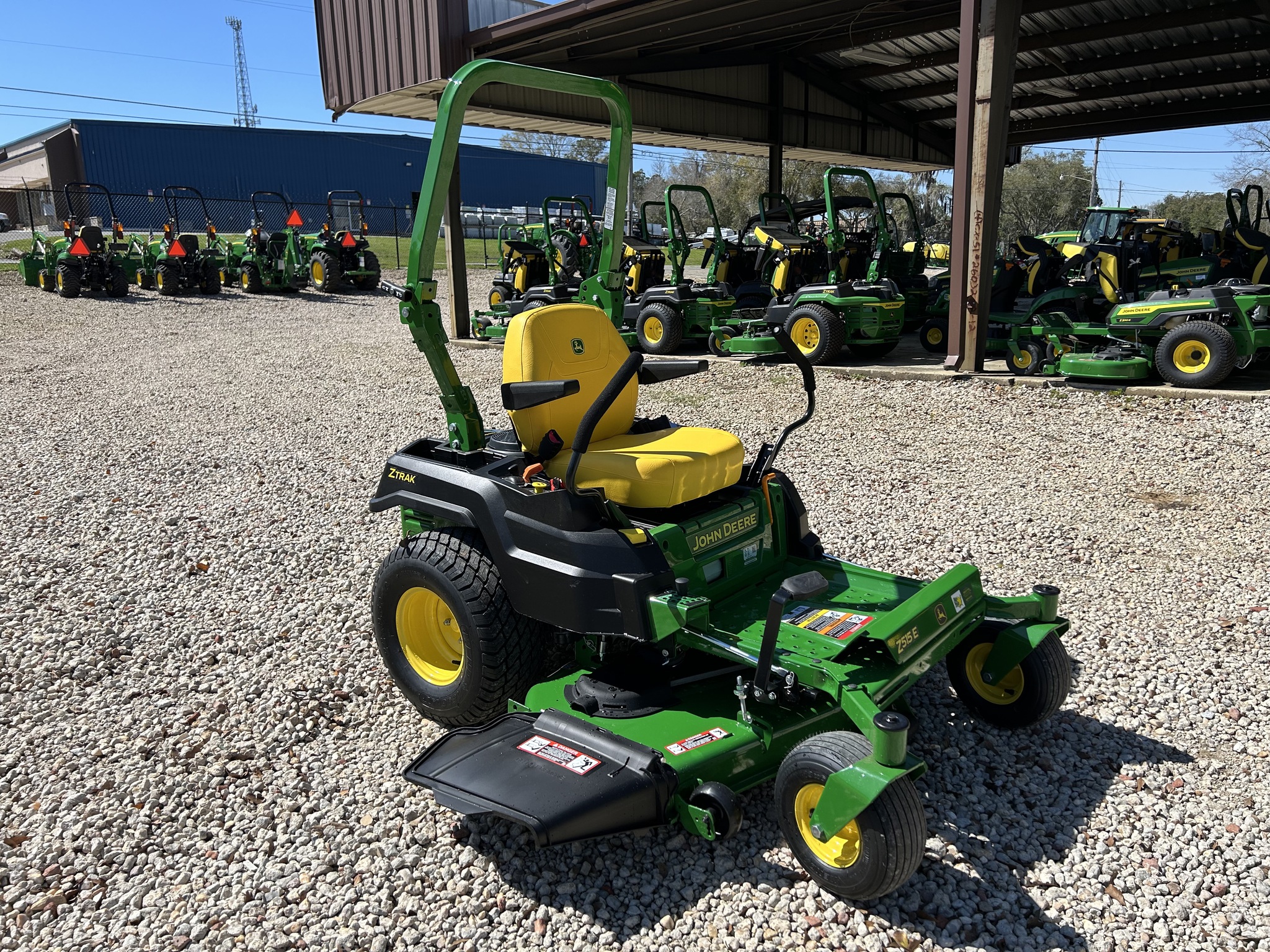 2024 John Deere Z515E Image 3