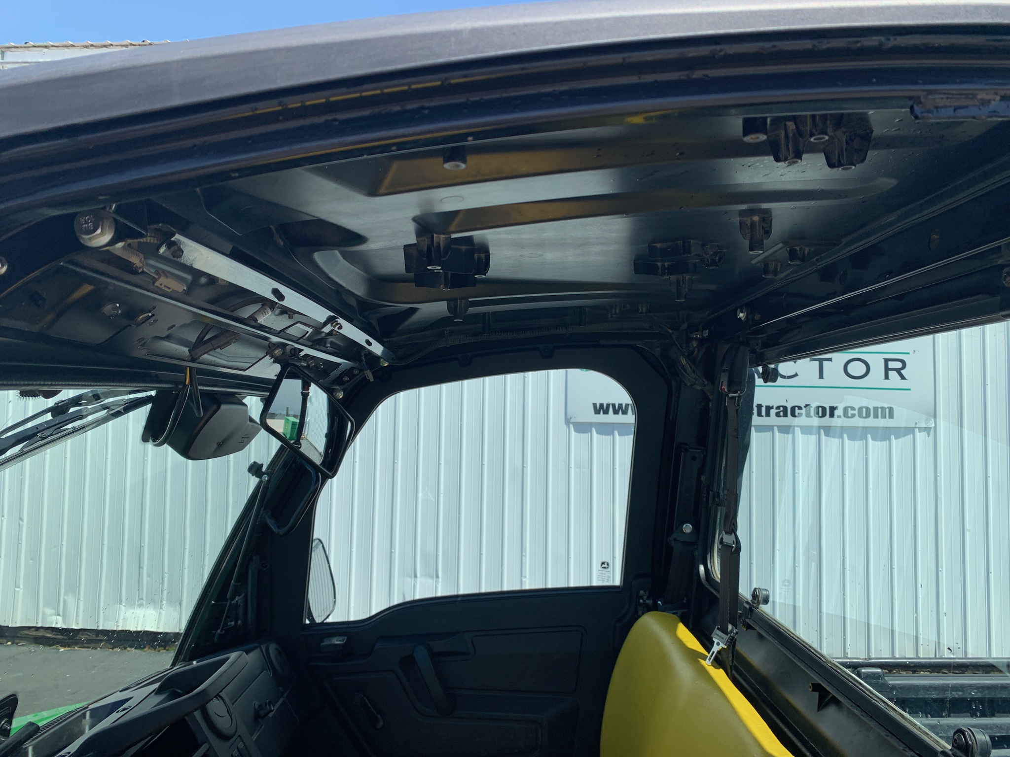  2019 John Deere XUV 835M at Heritage Tractor in Lamar, MO