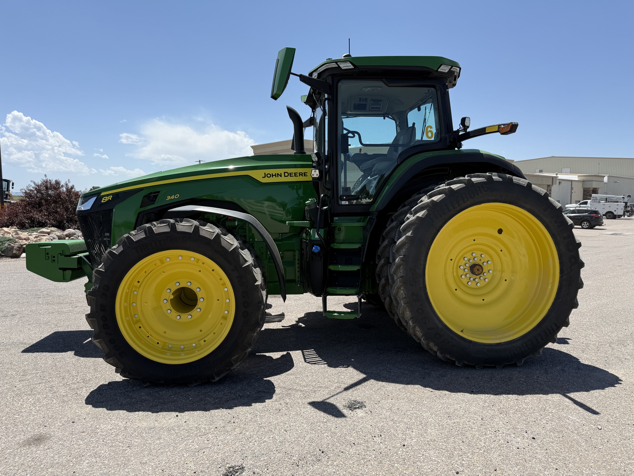 2024 John Deere 8R 340 Image 2