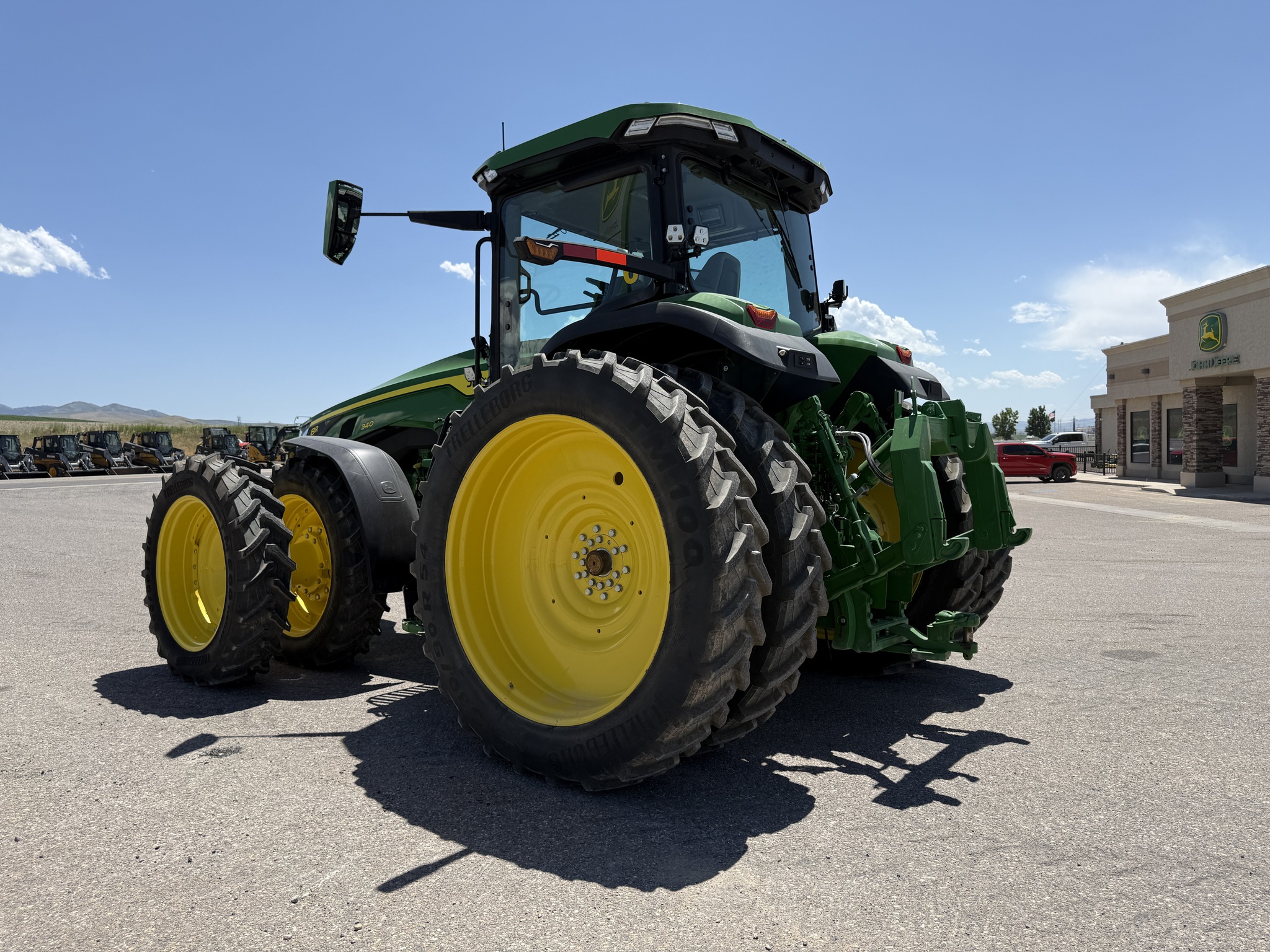 2024 John Deere 8R 340 Image 3