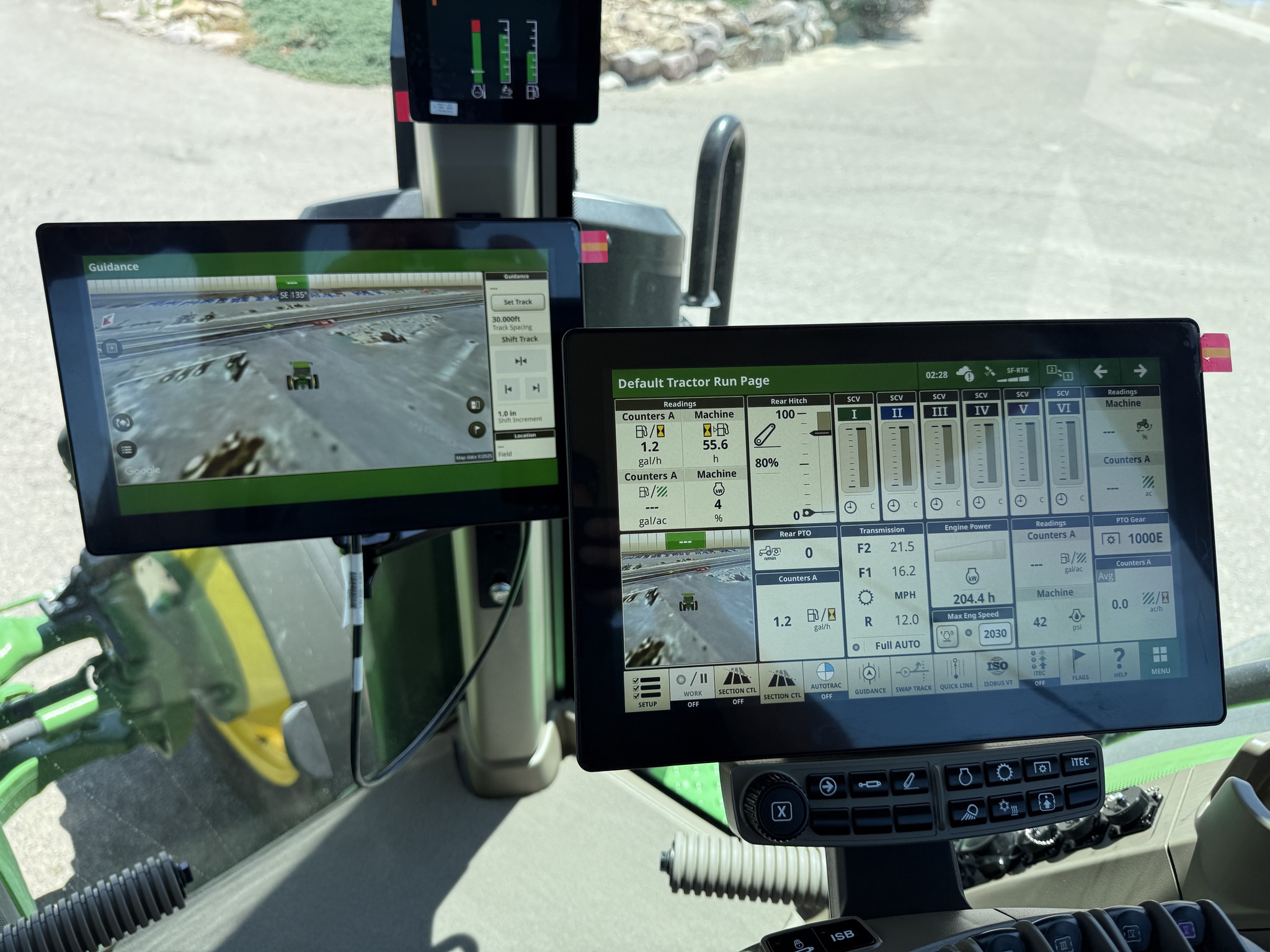 2024 John Deere 8R 340 Image 16