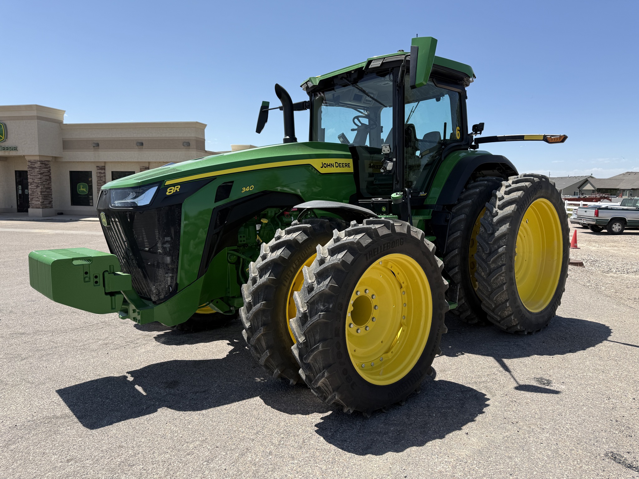 2024 John Deere 8R 340 Image 1
