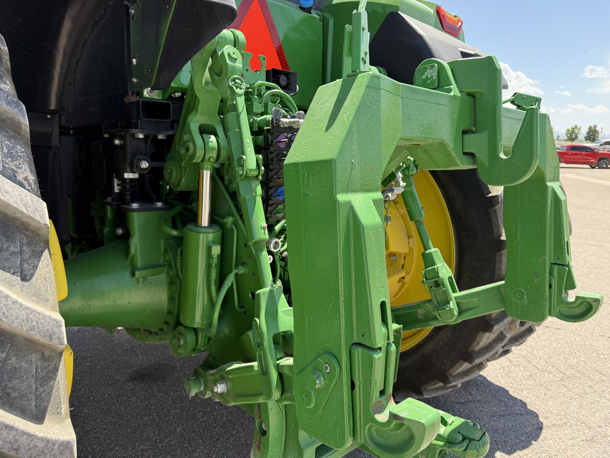 2024 John Deere 8R 340 Image 32