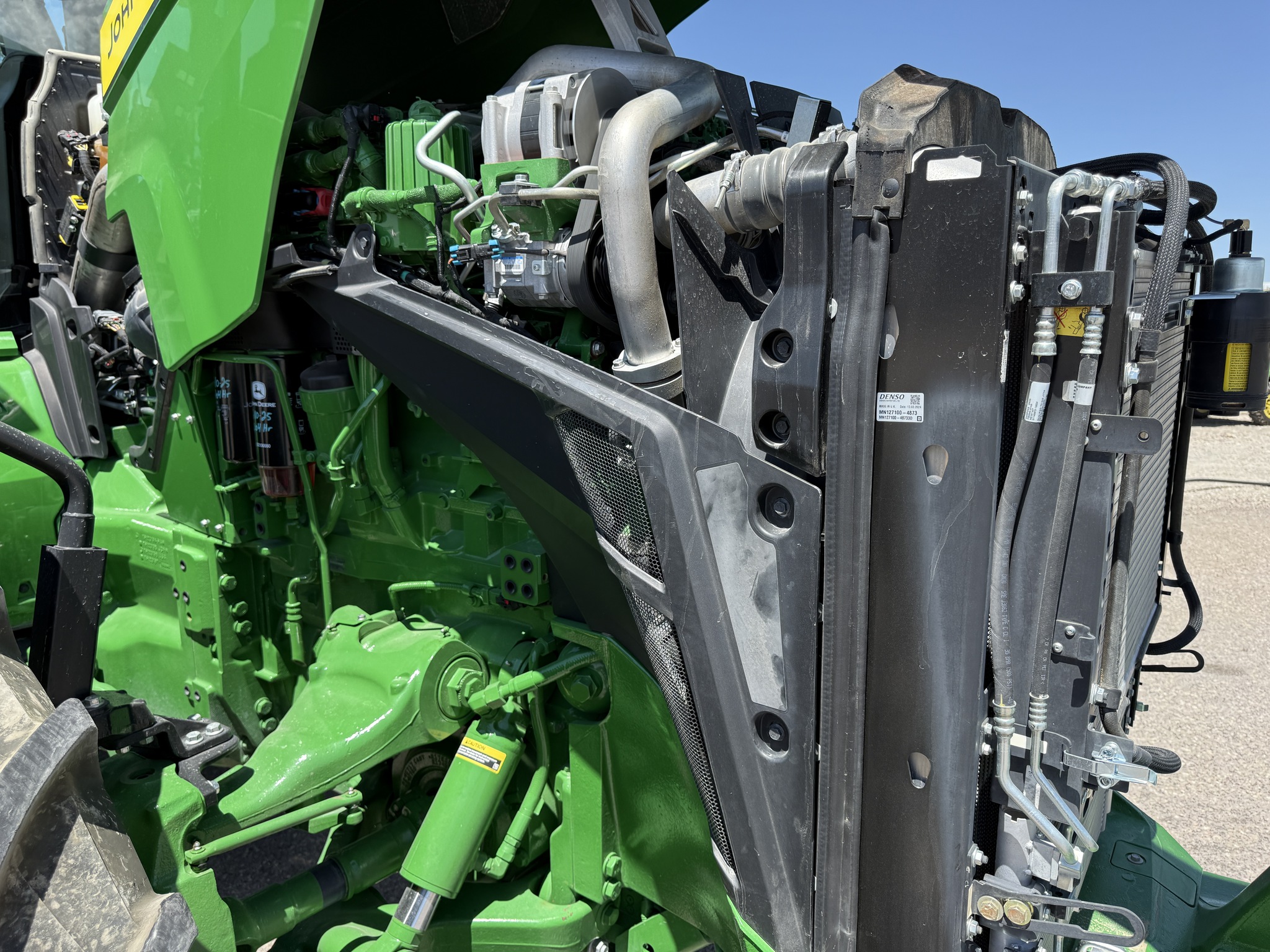 2024 John Deere 8R 340 Image 25