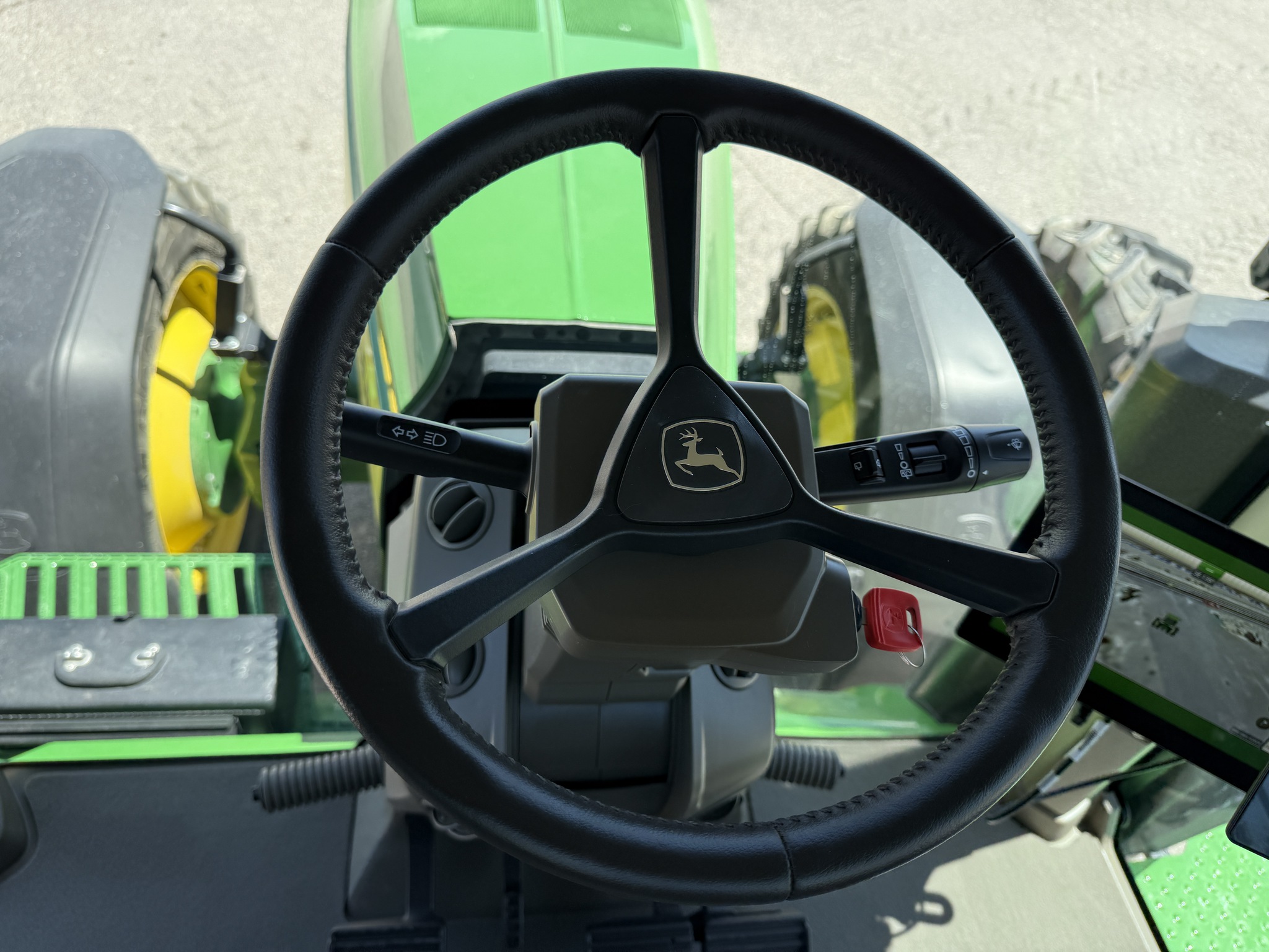 2024 John Deere 8R 340 Image 11