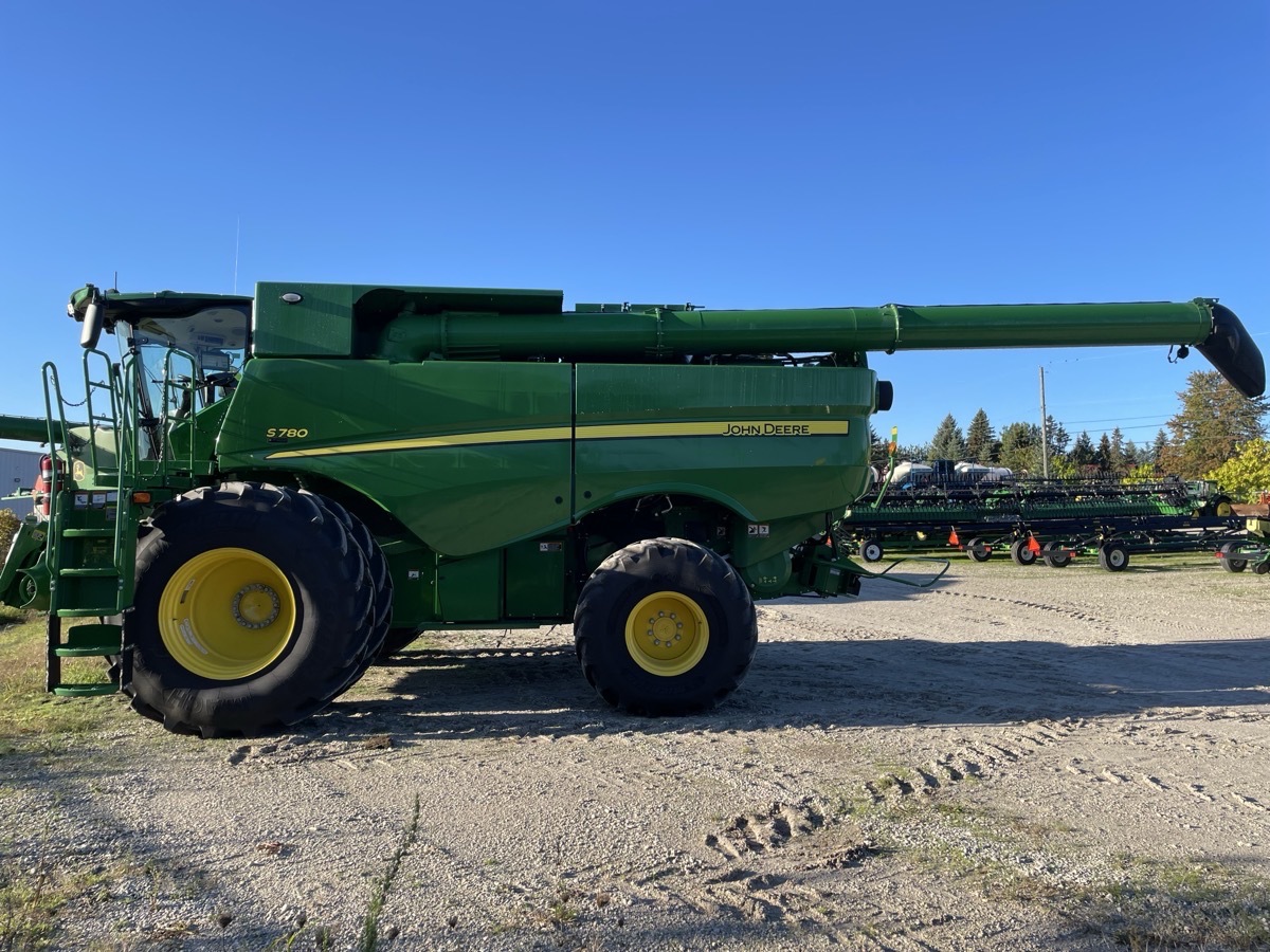 2024 John Deere S780 Image 4