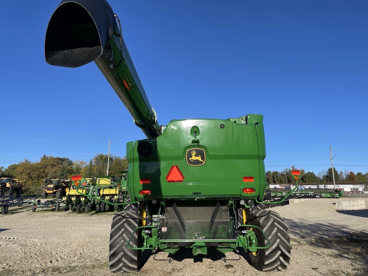 2024 John Deere S780 Image 8