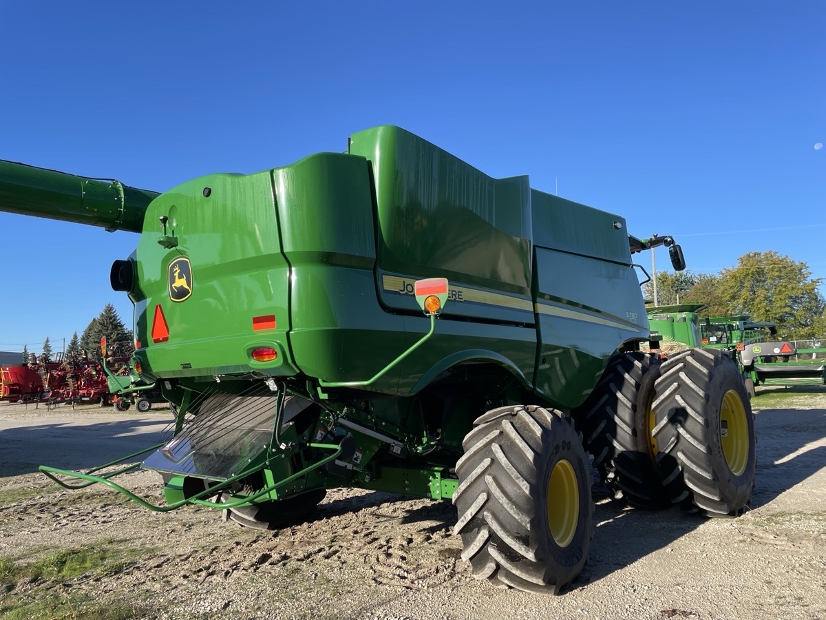 2024 John Deere S780 Image 7