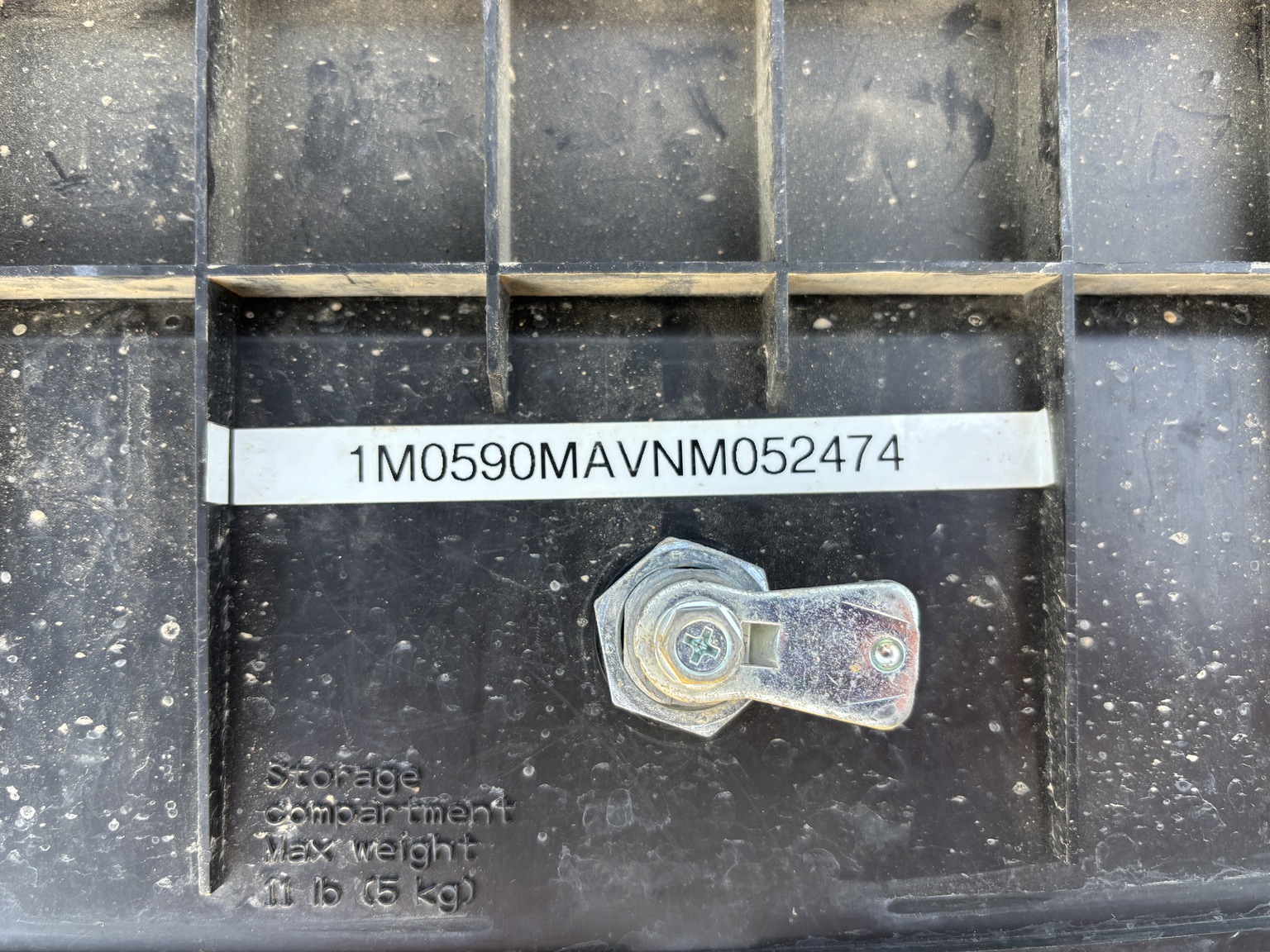 2022 John Deere XUV 590M Image 11