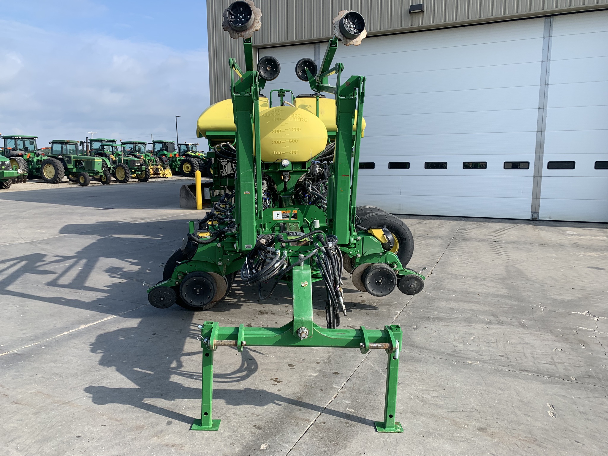 2020 John Deere 1775NT Image 8