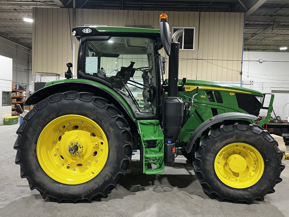 2025 John Deere 6R 165 - Photo2