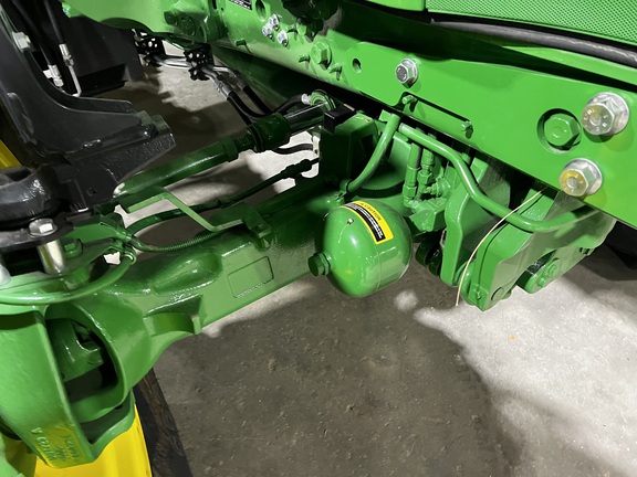 2025 John Deere 6R 165 - Photo10