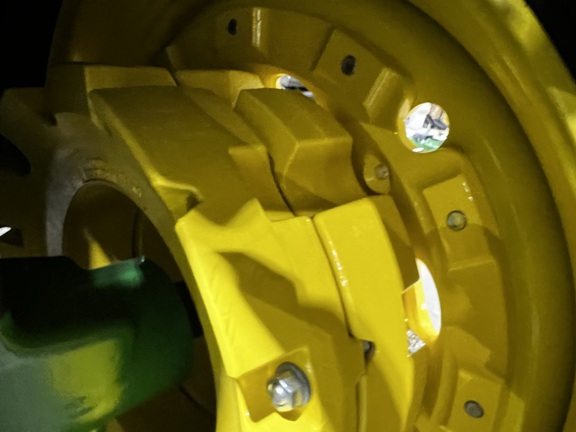 2025 John Deere 6R 165 - Photo16