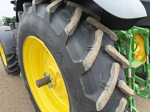 2025 John Deere 6R 165 - Photo18