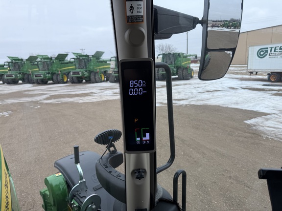 2025 John Deere 6R 165 - Photo32