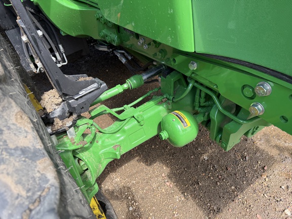 2025 John Deere 6R 165 - Photo13