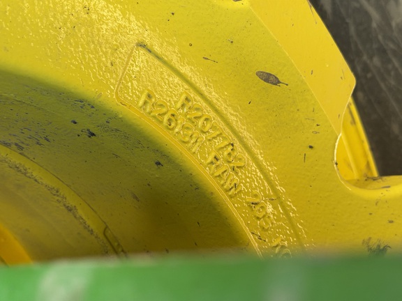 2025 John Deere 6R 165 - Photo16