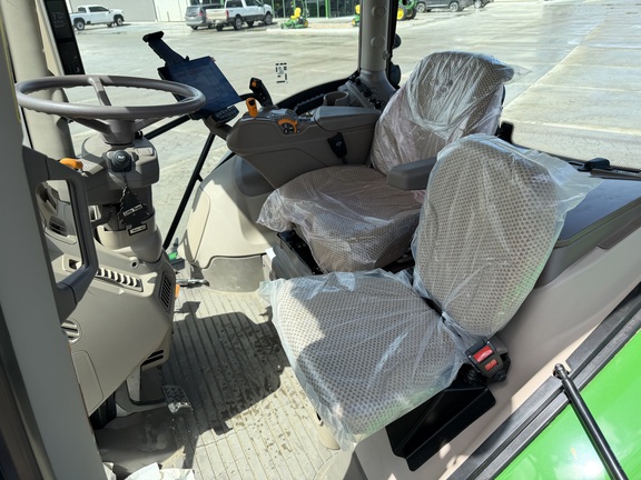 2025 John Deere 6R 165 - Photo27