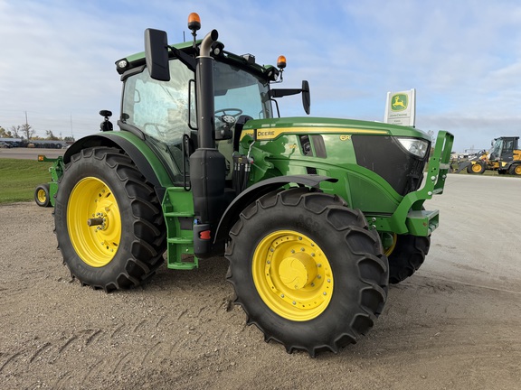  John Deere 6R 165