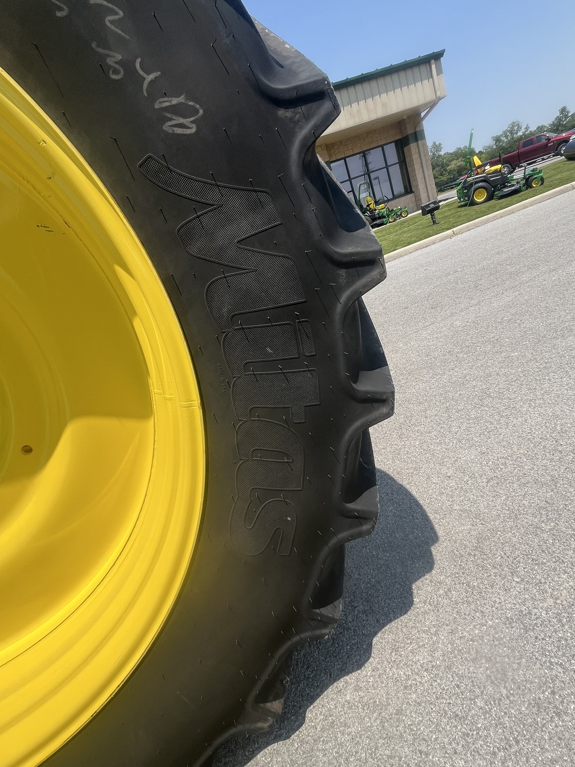 2024 John Deere 8R 280 Image 10