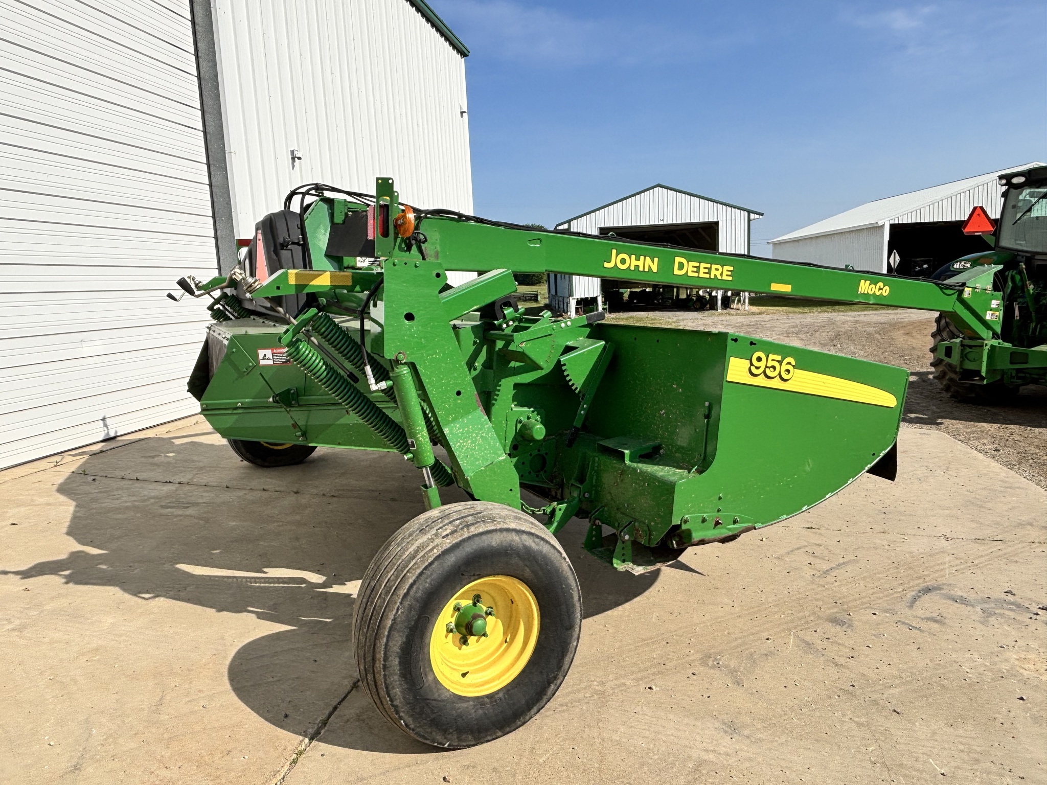 2013 John Deere 956 Image 6