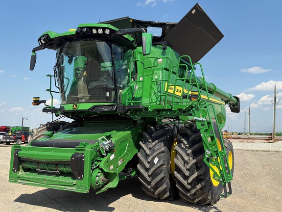 Photo of 2024 John Deere X9 1000