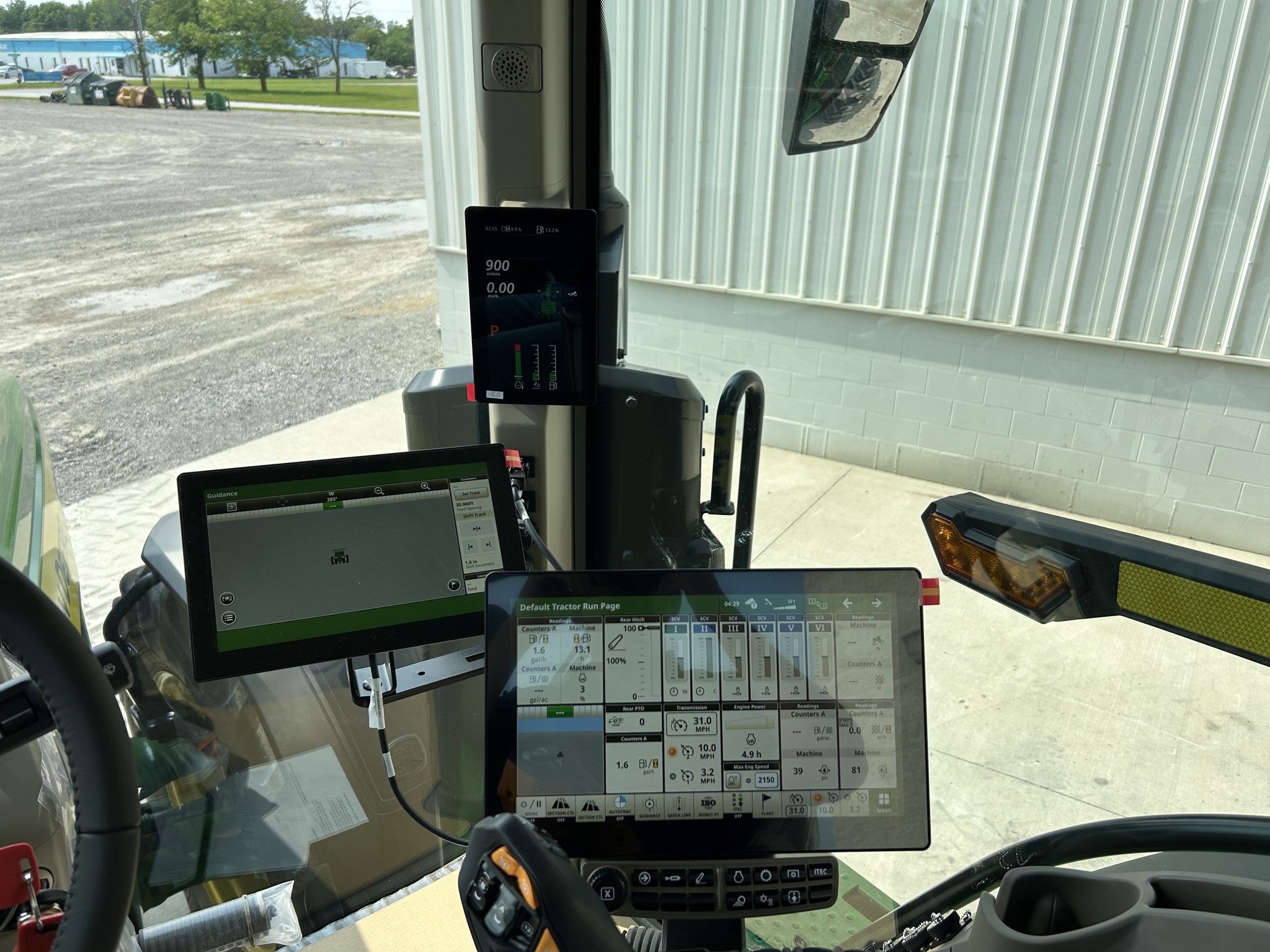2025 John Deere 8R 410 Image 15