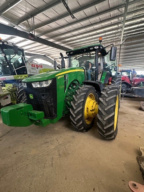  2019 John Deere 8370R at Heritage Tractor in Freeport, IL