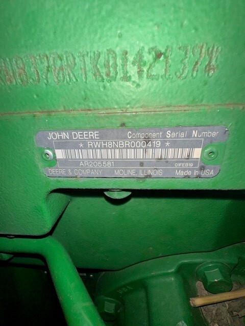  2019 John Deere 8370R at Heritage Tractor in Freeport, IL