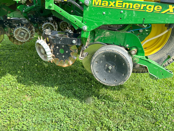 2012 John-Deere 1770NT