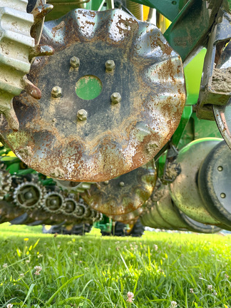 2012 John-Deere 1770NT