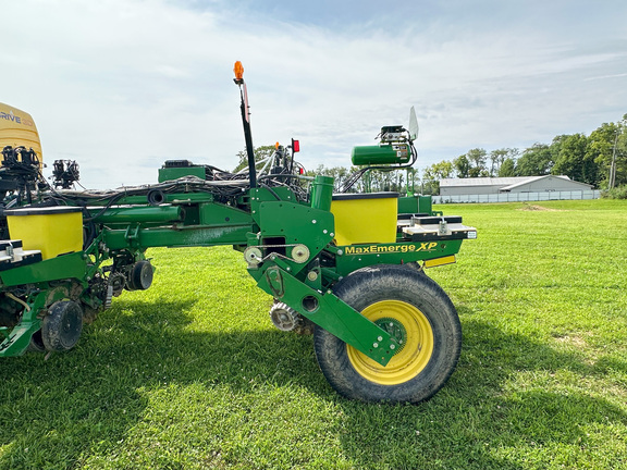 2012 John-Deere 1770NT