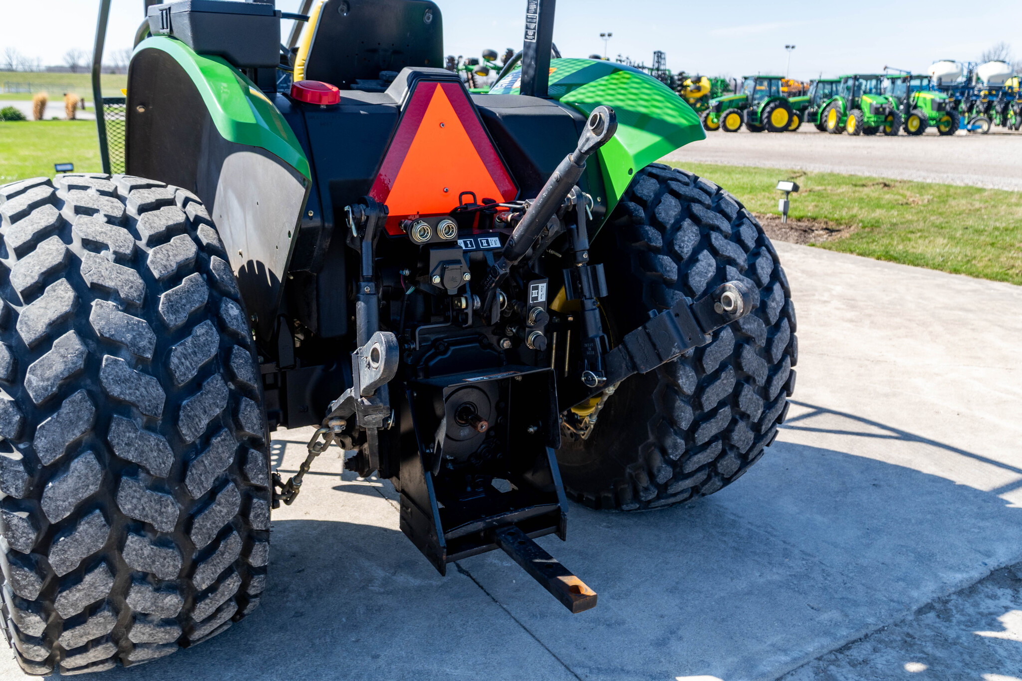 Used 2000 John Deere 5410 Utility Tractors at Koenig Equipment in Anna, OH - PhotoXL16