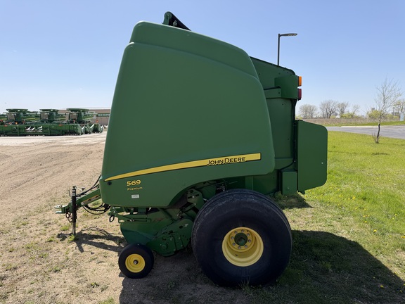 2015 John Deere 569 Premium - Photo6