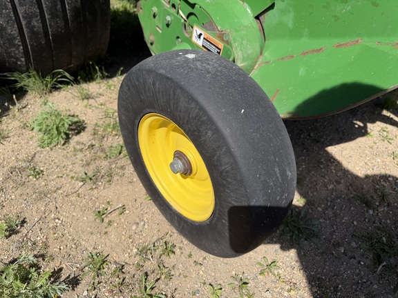 2015 John Deere 569 Premium - Photo11