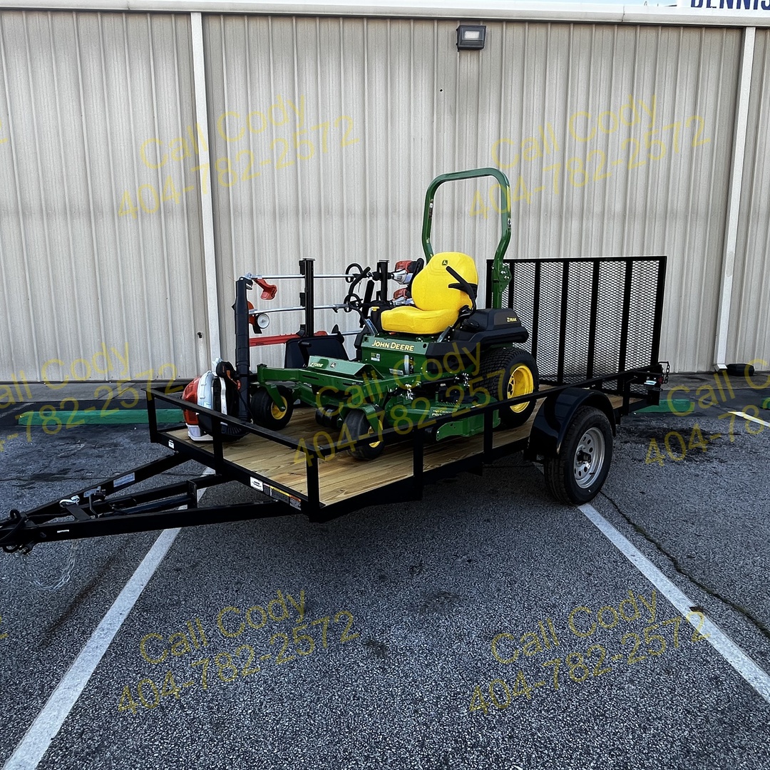 2025 John Deere Z720E ENTRY LEVEL LANDSCAPE PACKAGE Image 1