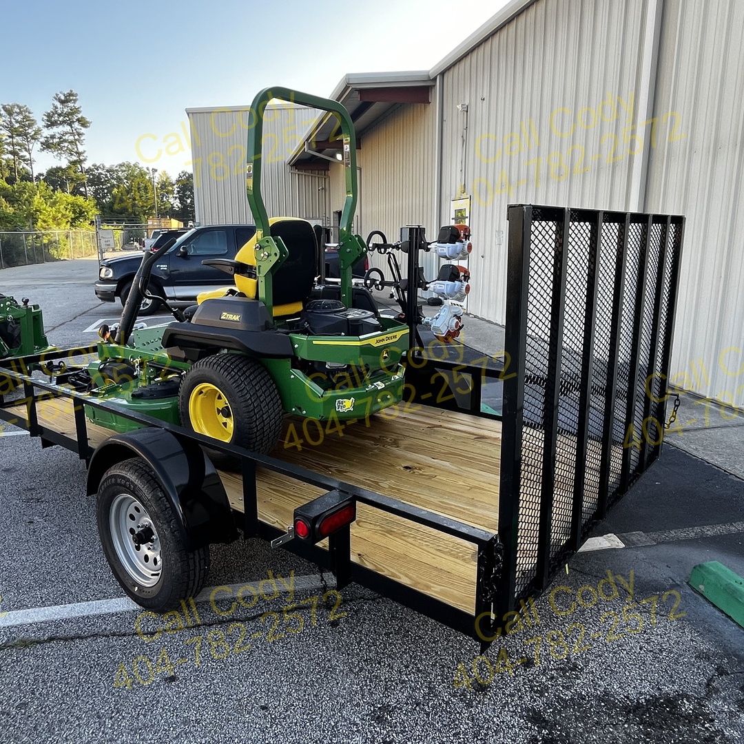 2025 John Deere Z720E ENTRY LEVEL LANDSCAPE PACKAGE Image 2