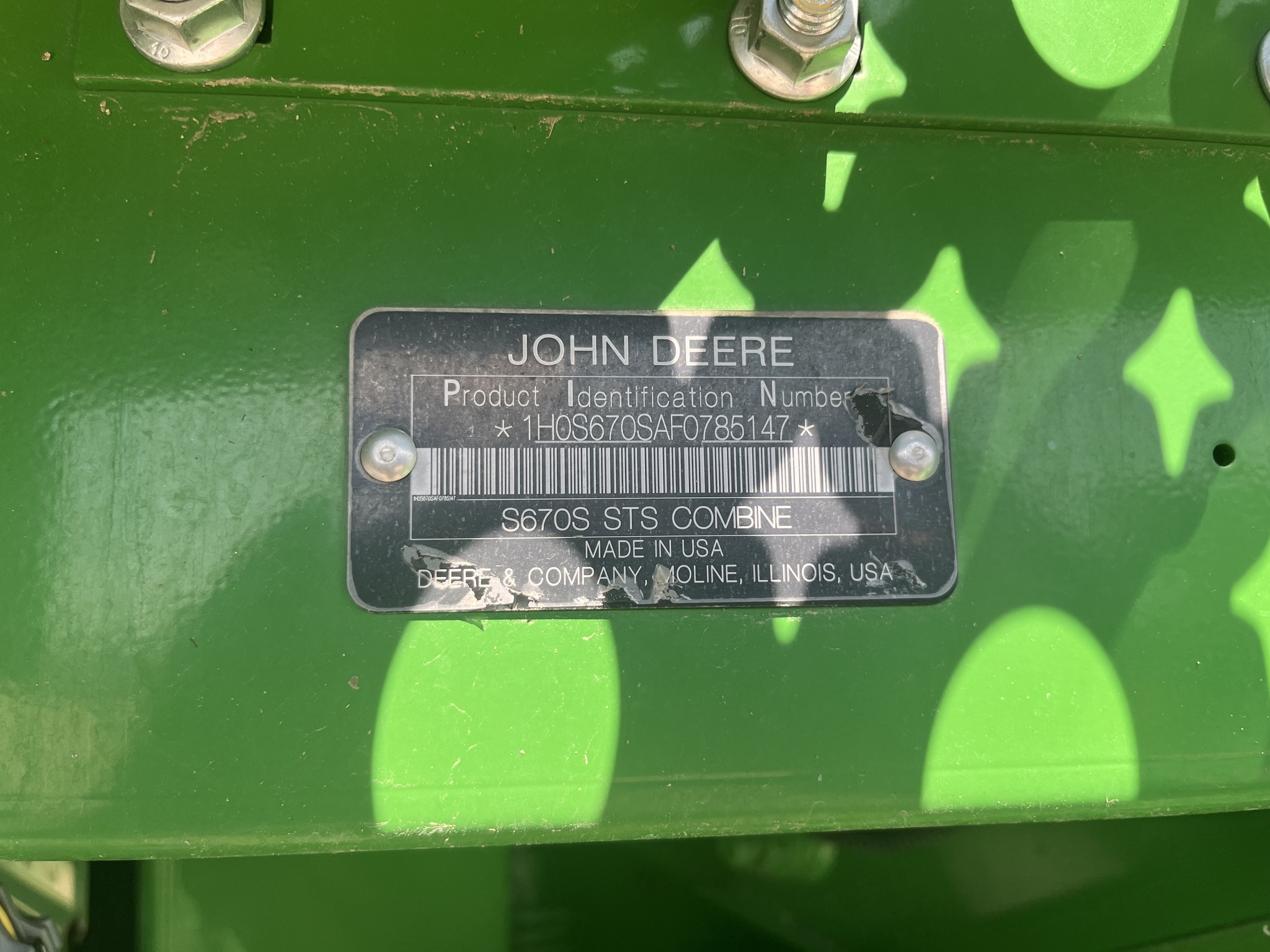 2016 John Deere S670 Image 9