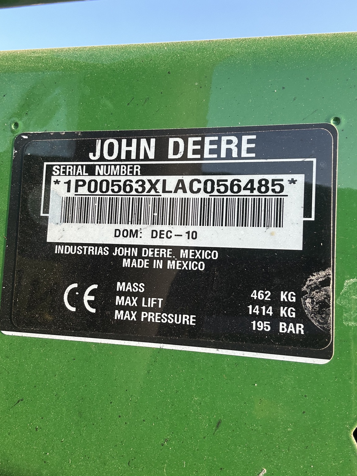 2011 John Deere 5083E Image 6