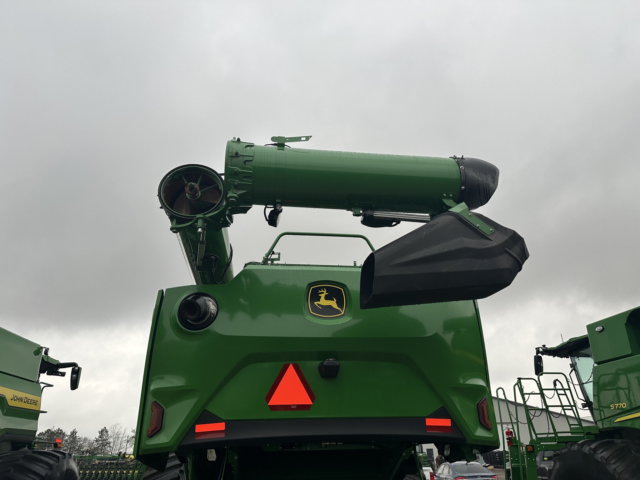 2025 John Deere S7 700 Image 4