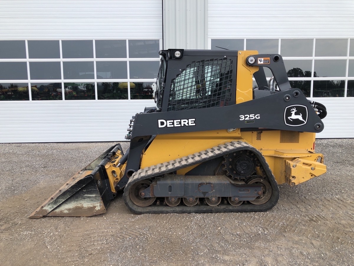 2022 John Deere 325G Image 1