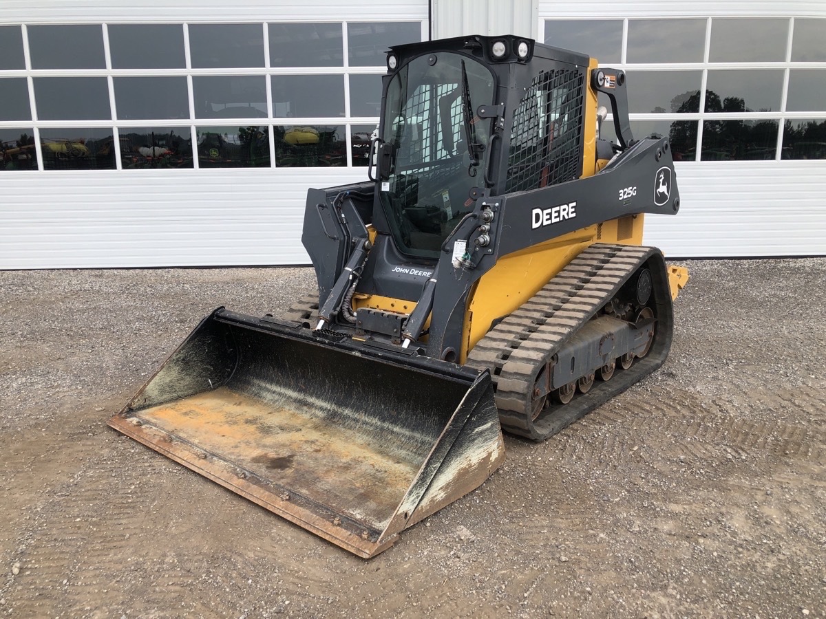 2022 John Deere 325G Image 2