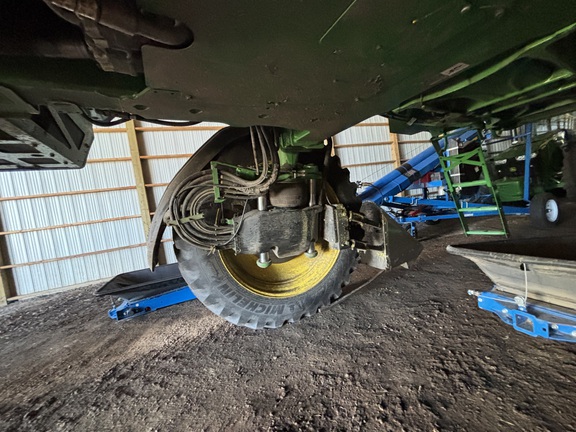 Used 2022 John Deere 412R Self Propelled Sprayers at Horizon Ag & Turf in Wetaskiwin, AB - Photo4