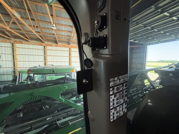 Used 2022 John Deere 412R Self Propelled Sprayers at Horizon Ag & Turf in Wetaskiwin, AB - Photo16