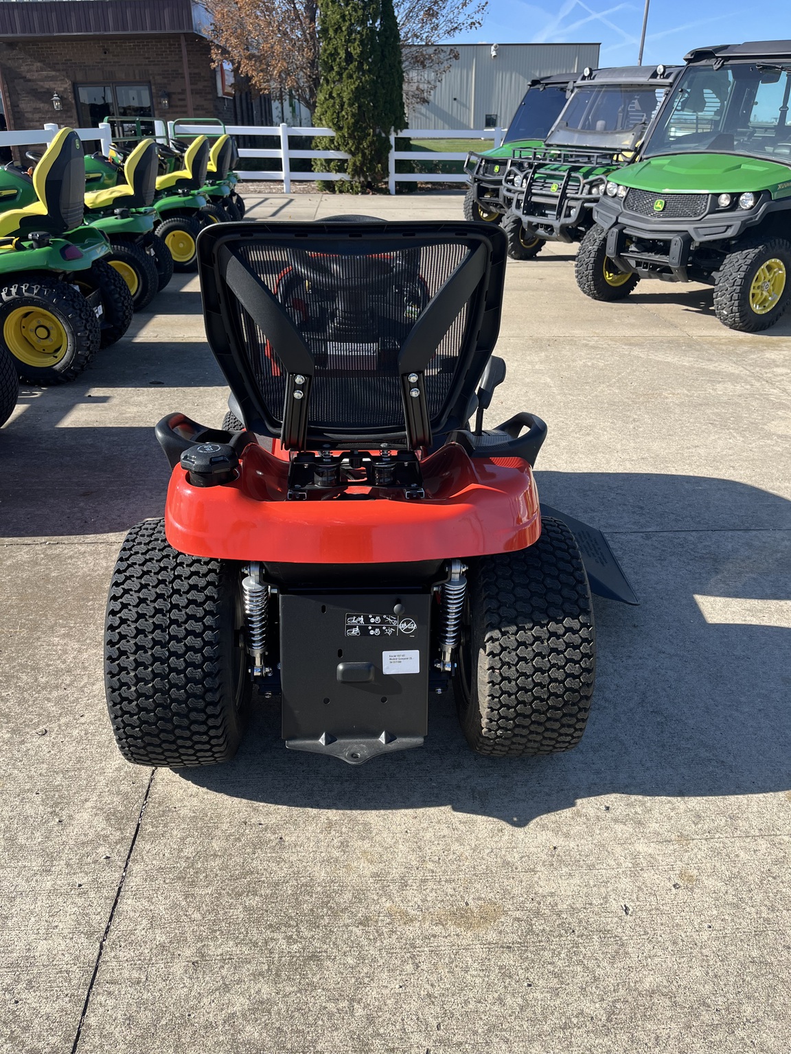  2017 Simplicity Conquest 25 at Heritage Tractor in Streator, IL
