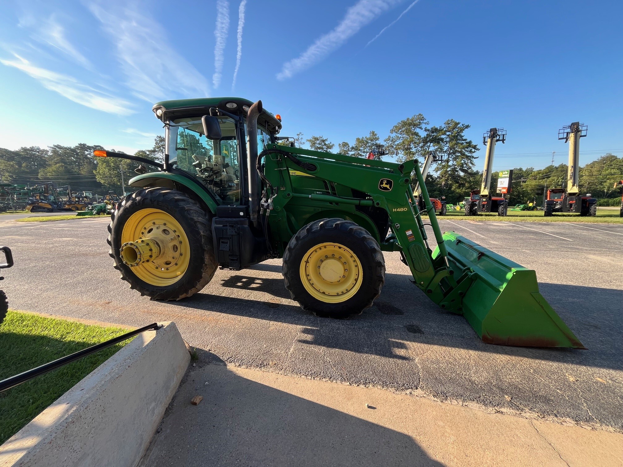 2012 John Deere 7260R Image 6