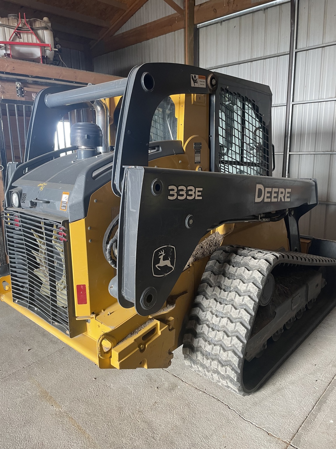 2015 John Deere 333E Image 1