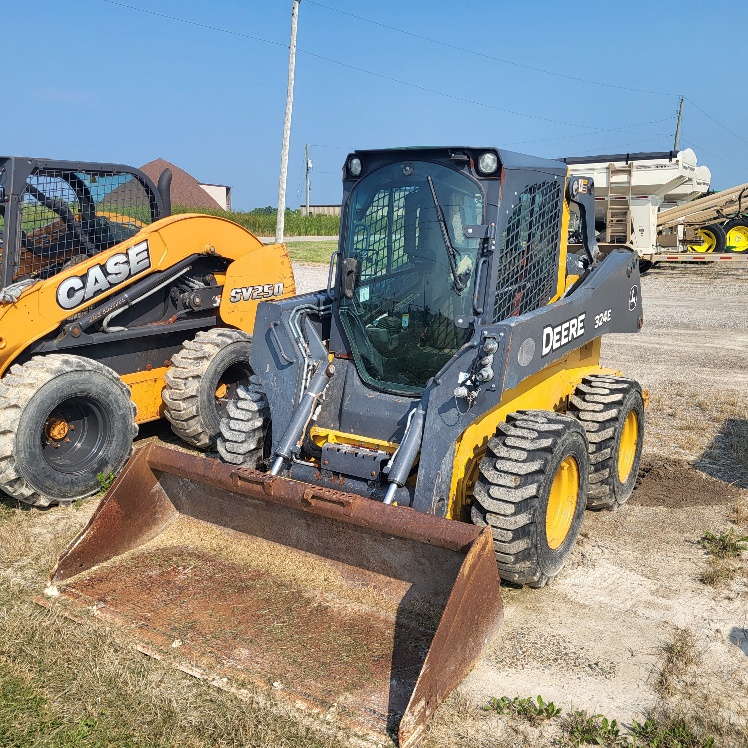 2018 John Deere 324E Skid Steer Loaders